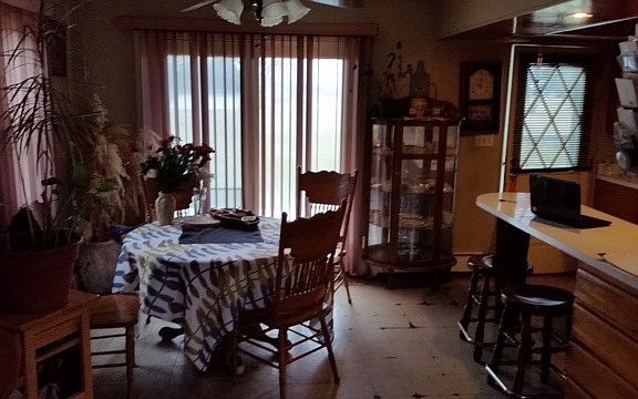 4th image of 9600 W County Road 380 N