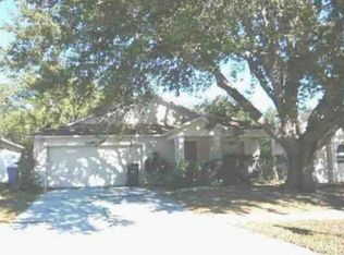 204 Chardonnay Pl, Valrico, FL 33594