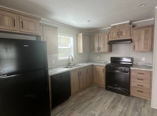 607 Shady Brook Hts #607, Greenwood, IN 46142