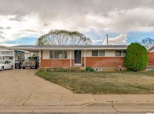 1115 N 450 W, Sunset, UT 84015
