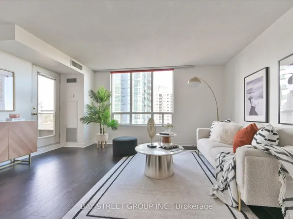 260 Doris Ave #1210, Toronto, ON M2N 6X9