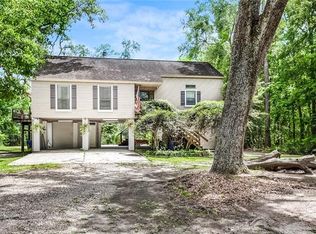 28600 Clesi St, Lacombe, LA 70445