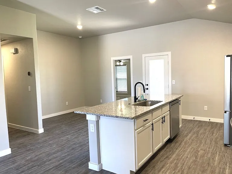 1200 Hogback Way — Photo 8
