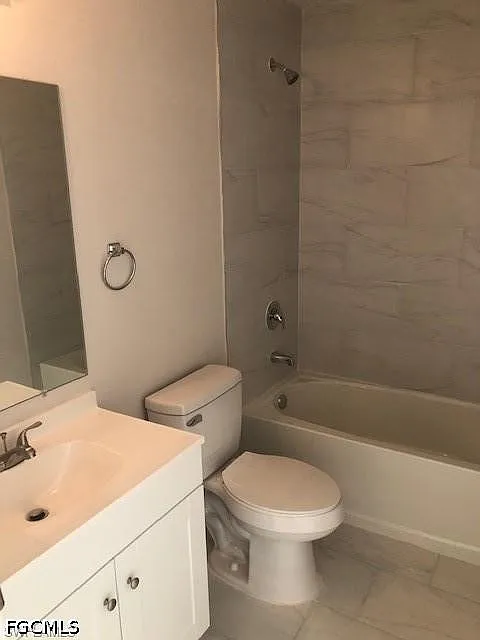 3 bed, 2.0 bath, 1200 sqft, $1,600 — Photo 3