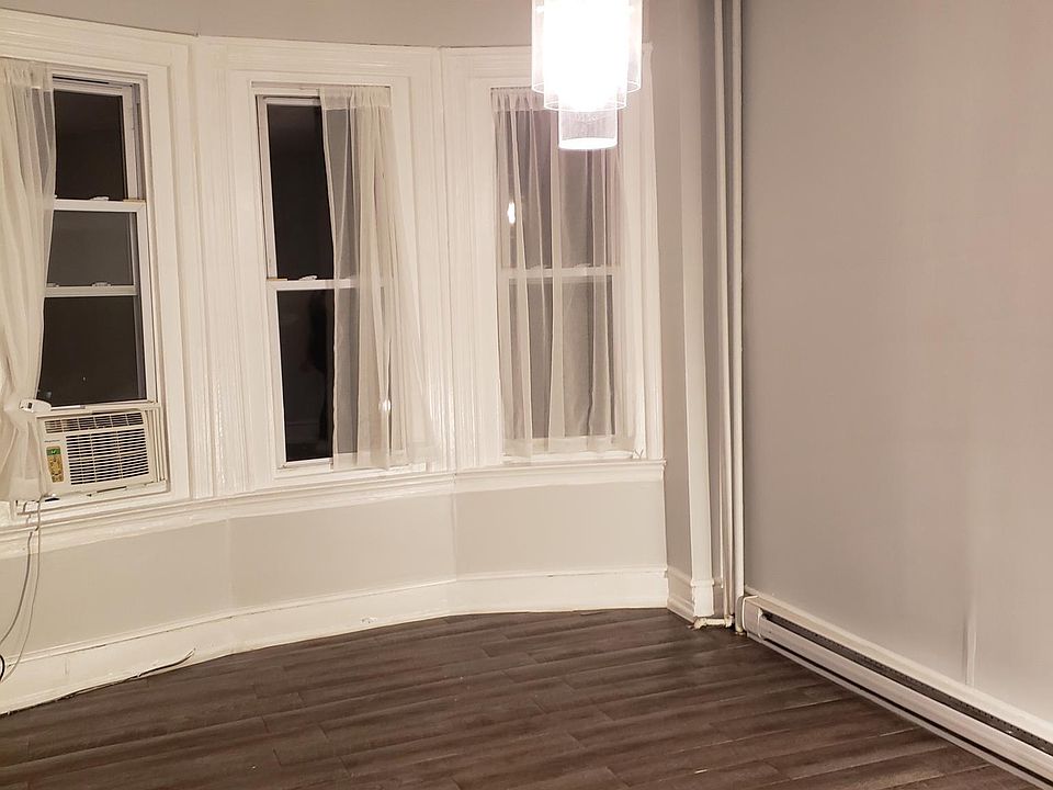 1st image of 5336 Vine St Floor 2