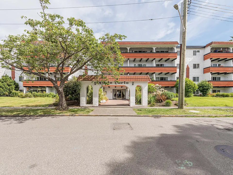 1030 Pendergast St #105