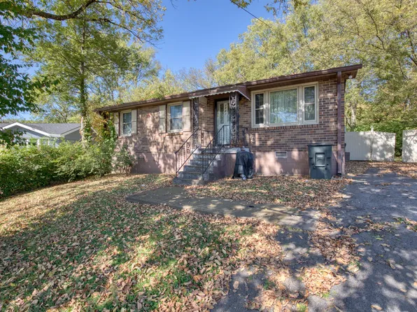 1703 Jeans Ct, Nashville, TN 37216