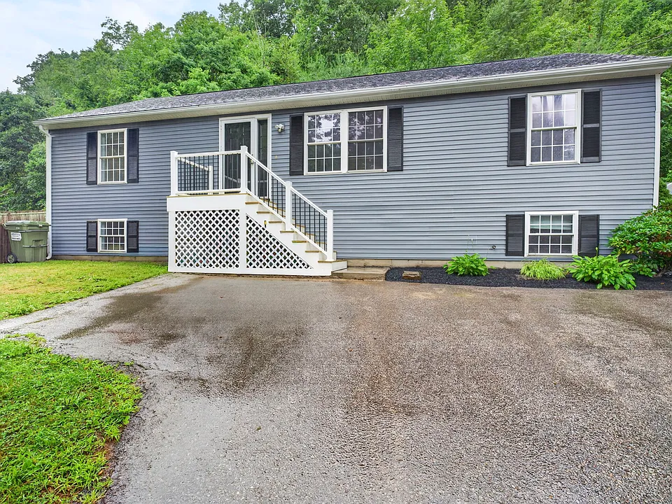 1226 Brimfield Rd