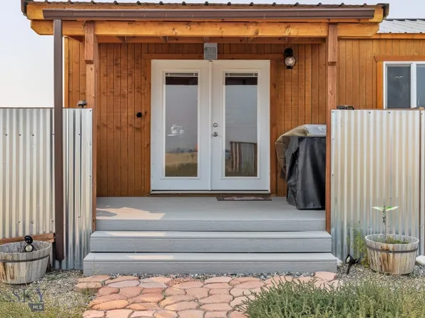 17 S Bluebird Ln, Ennis, MT 59729