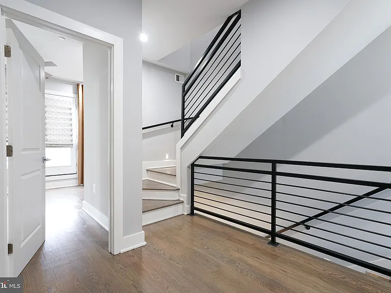 1632 K St NE #PENTHOUSE — Photo 54
