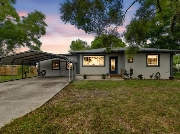 4412 Sweetwater Dr, Tampa, FL 33615