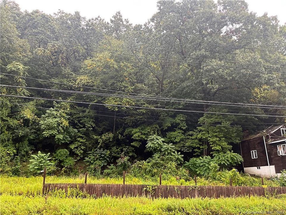 1st image of 218 Roosevelt Drive
