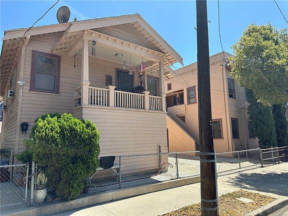 5th image of 2134 Magnolia Ave