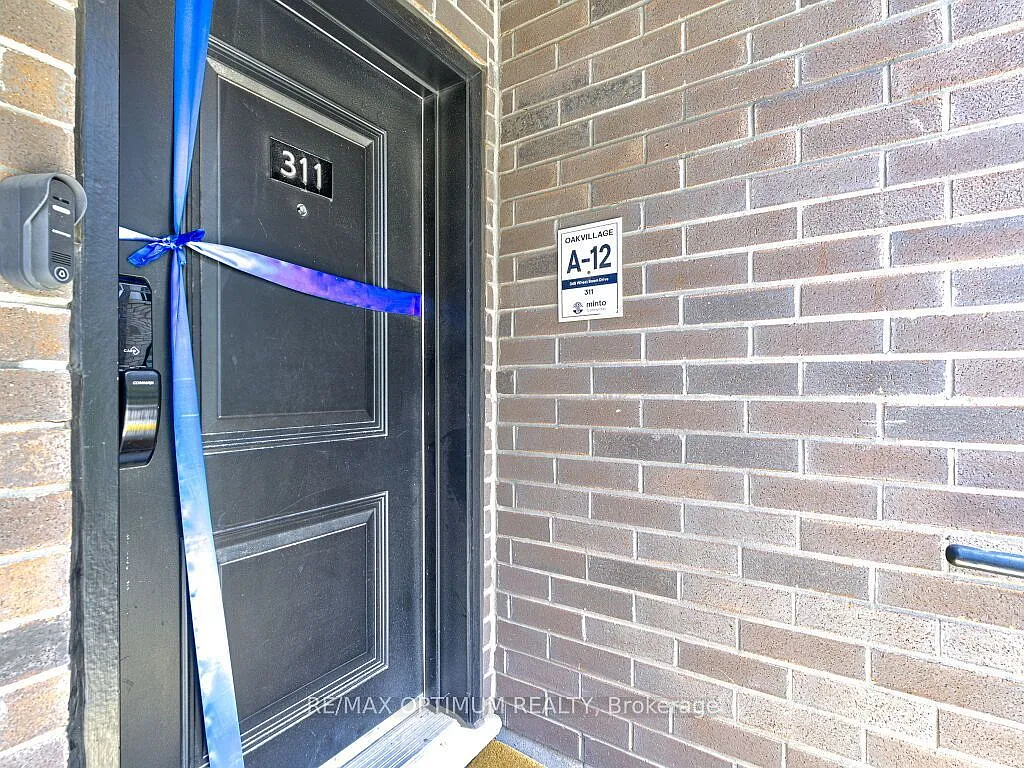 2 bed, $3,200 — Photo 2