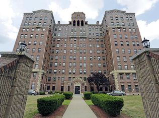 74 Prospect St #5E, East Orange, NJ 07017