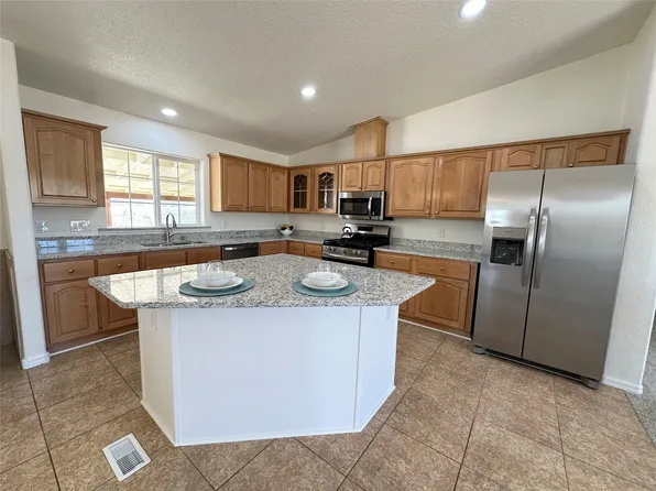 6 Unicorn Ln, Abiquiu, NM 87510