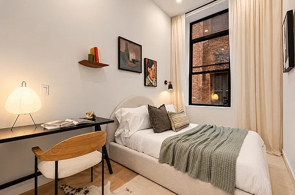 Bedroom, photo 3