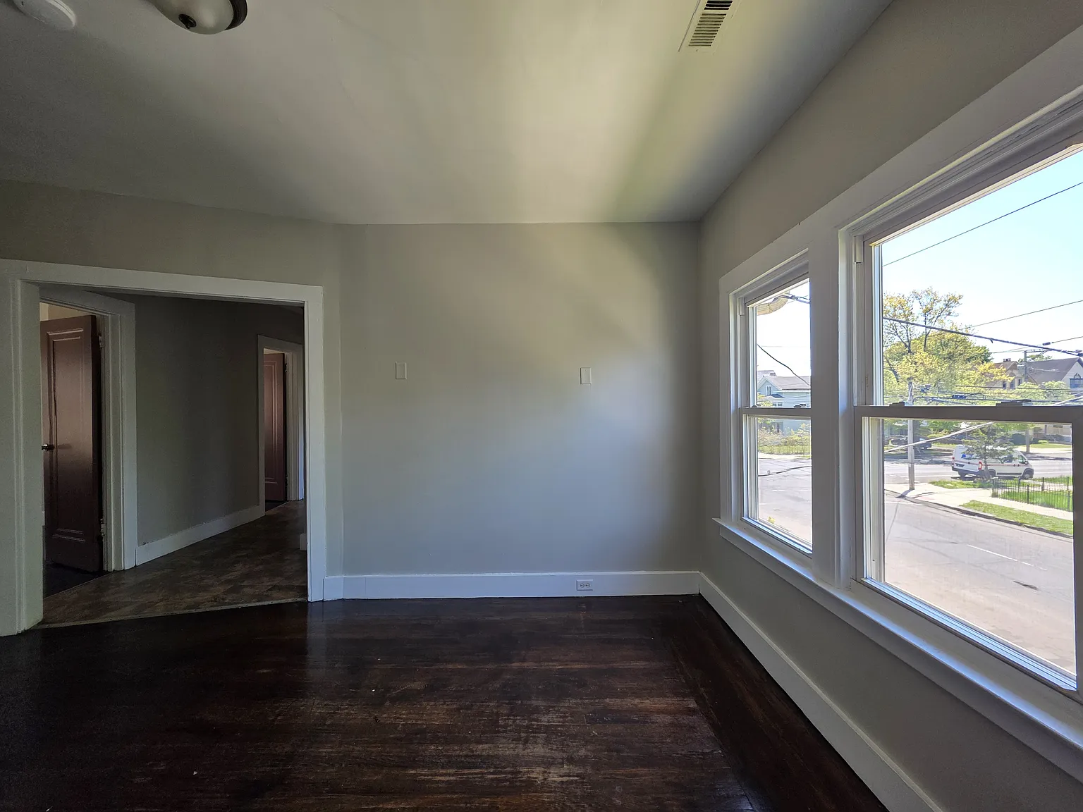 3 bed, $1,575 — Photo 4
