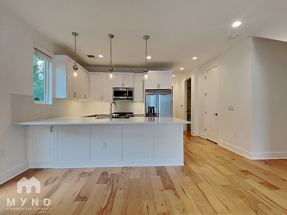 5th image of 1111 Mahan Dr #A