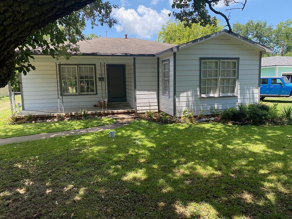 1st image of 2102 Oaklawn Dr