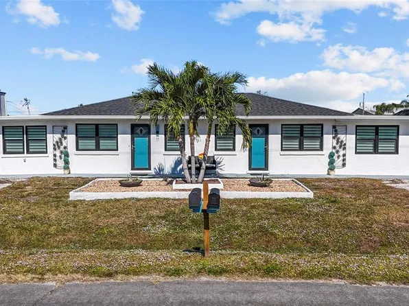 11 1st St E, Nokomis, FL 34275