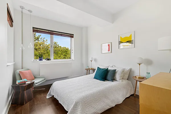 Sold by Compass | media 30