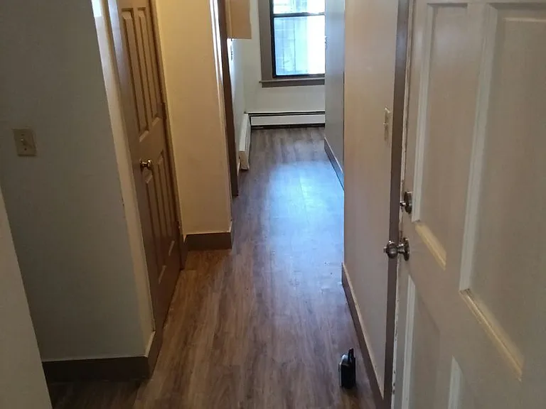40 Alden St — Photo 2
