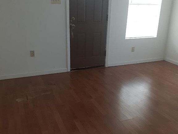2nd image of 4423 Dodt Ave