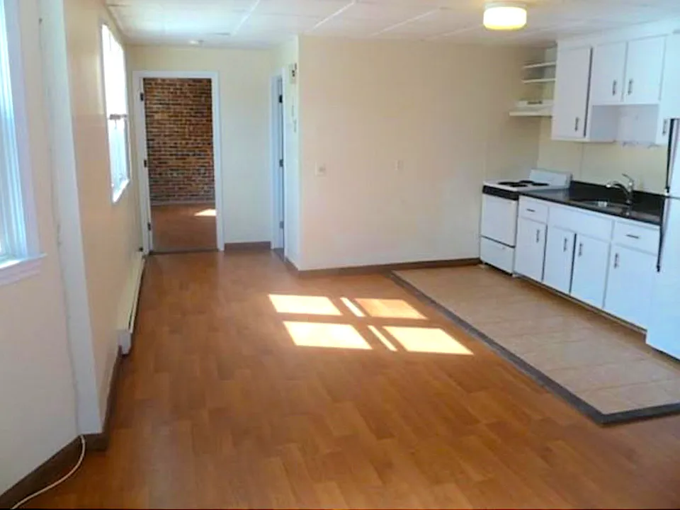265 Dorchester St #3