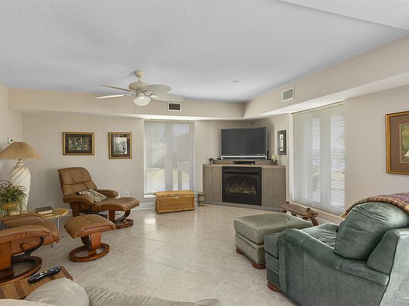 4th image of 3129 Linden Ave