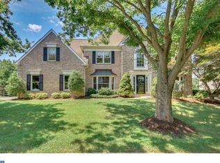 25 Radcliff Dr, Doylestown, PA 18901