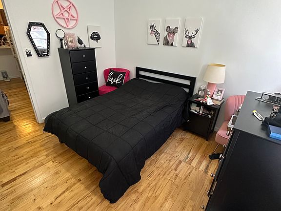 2nd image of 122 Allen St APT 3