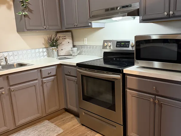 134 Sutton Dr, Elizabeth City, NC 27909