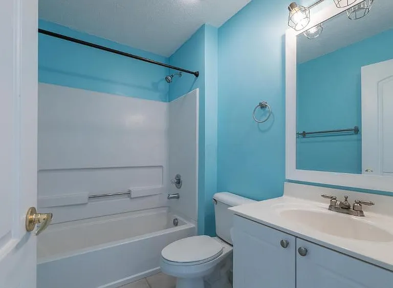 8013 Cranes Crossing Dr — Photo 7