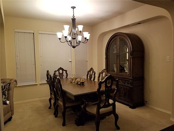 4th image of 743 Bee Creek Dr