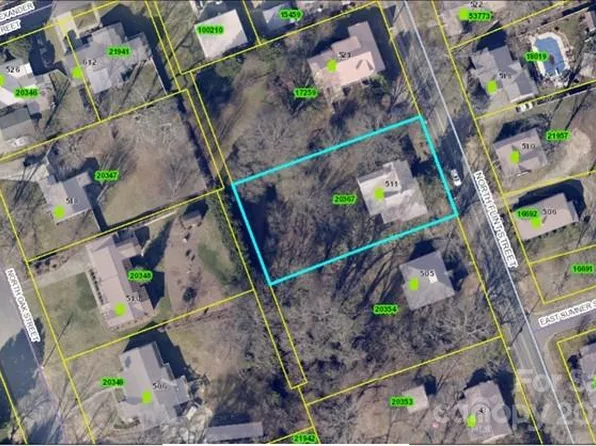 511 N Flint St, Lincolnton, NC 28092