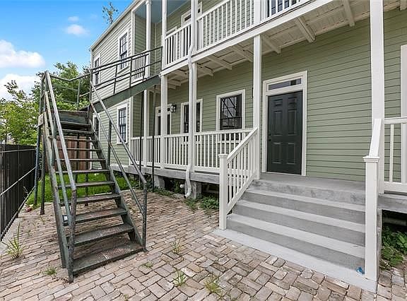 2nd image of 1265 Esplanade Ave #202