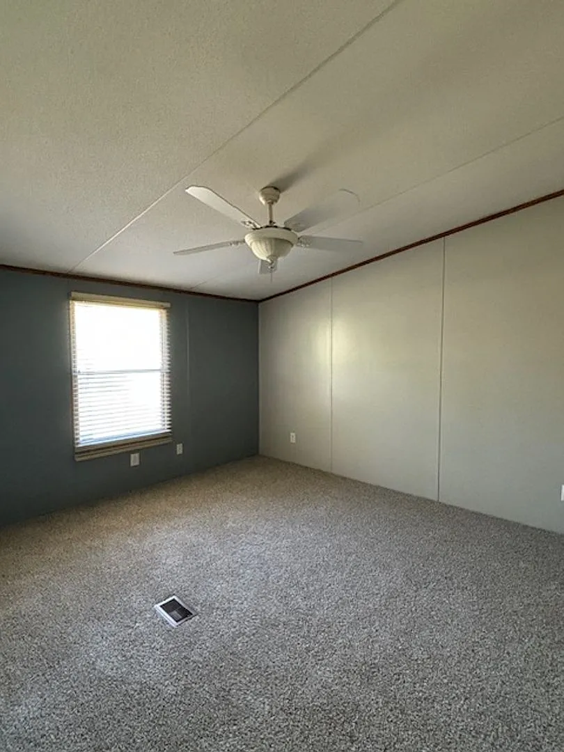 3-Bedroom 2-bath double wide — Photo 3