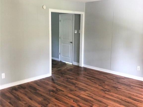 2nd image of 901 E 9th Ave