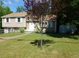 616 Pleasant St, Weymouth, MA 02189