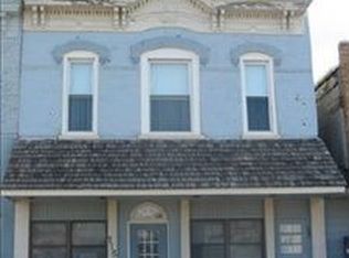 113 W Railroad St, Lena, IL 61048