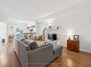 308 Watson Pkwy N #114, Guelph, ON N1E 0G7