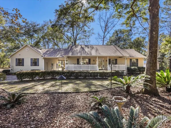 169 Ace High Stables Rd, Crawfordville, FL 32327