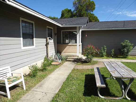 5th image of 1301 Barbara Dr