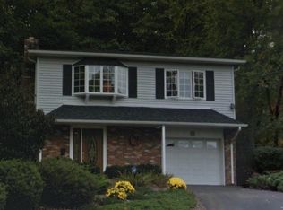 10 Hillcrest Ter, Riverdale, NJ 07457