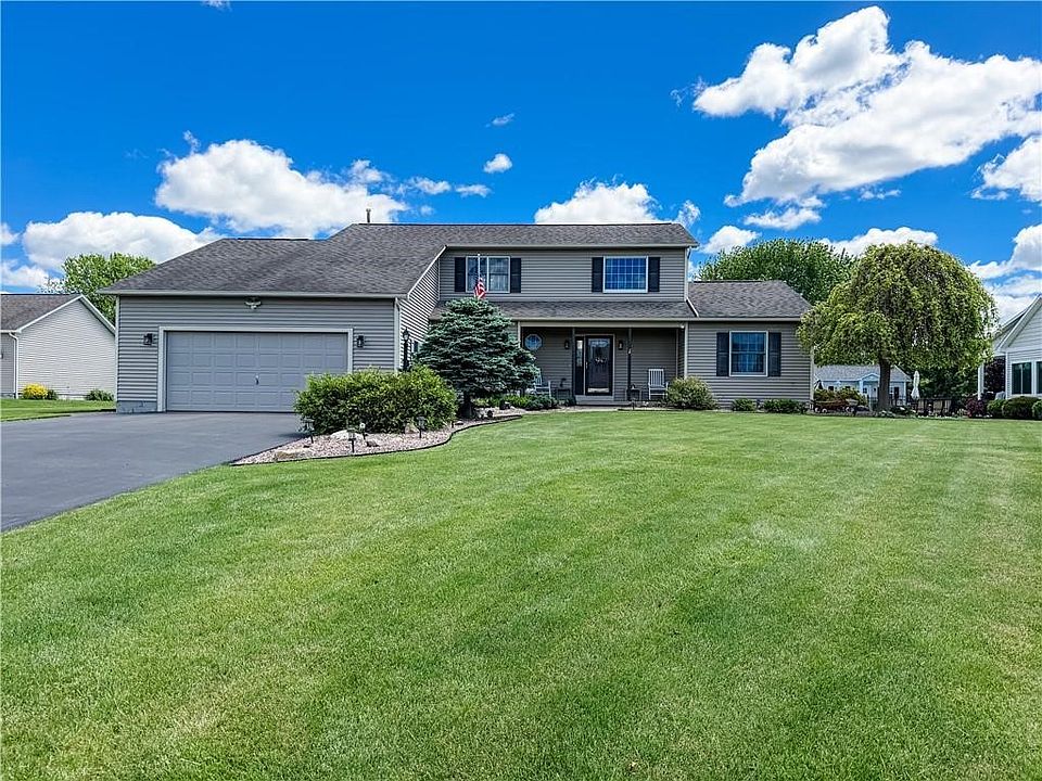 1st image of 14 Brae Ridge Rd