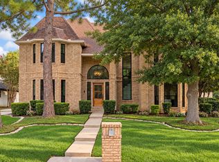 2 Crestwood Dr, Trophy Club, TX 76262