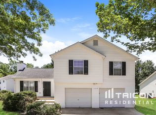 3539 Oak Leaf Ct, Rex, GA 30273