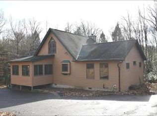 19 Teaberry Ln, Jim Thorpe, PA 18229