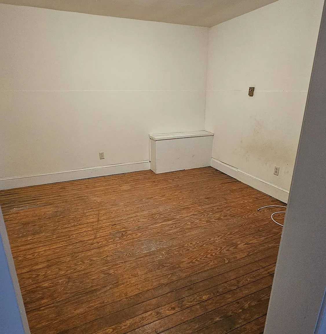 404 Market St — Photo 4